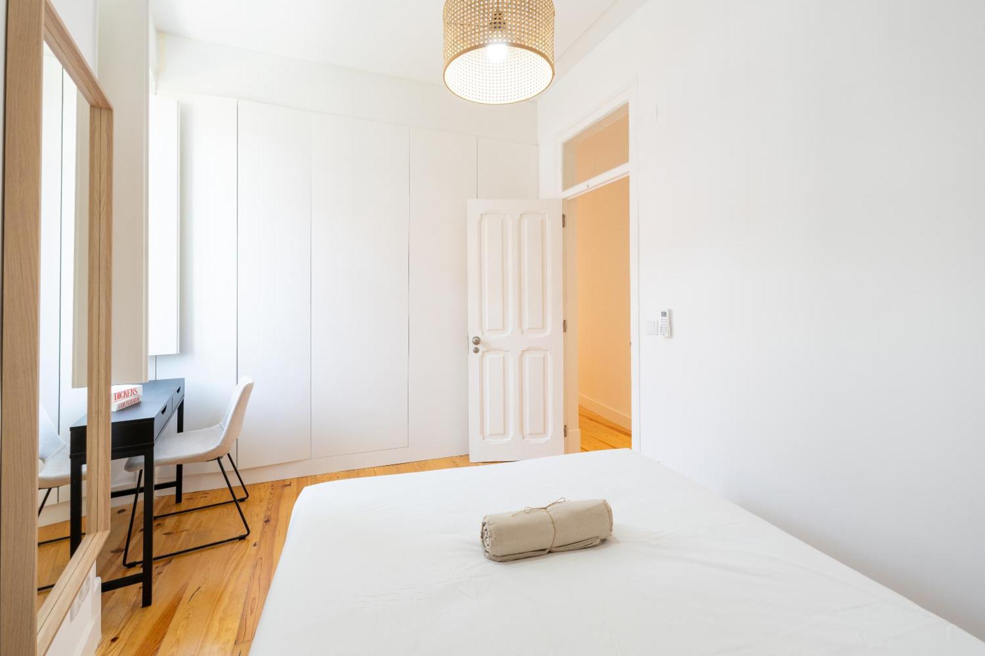 Sunny By Soulplaces Apartamento