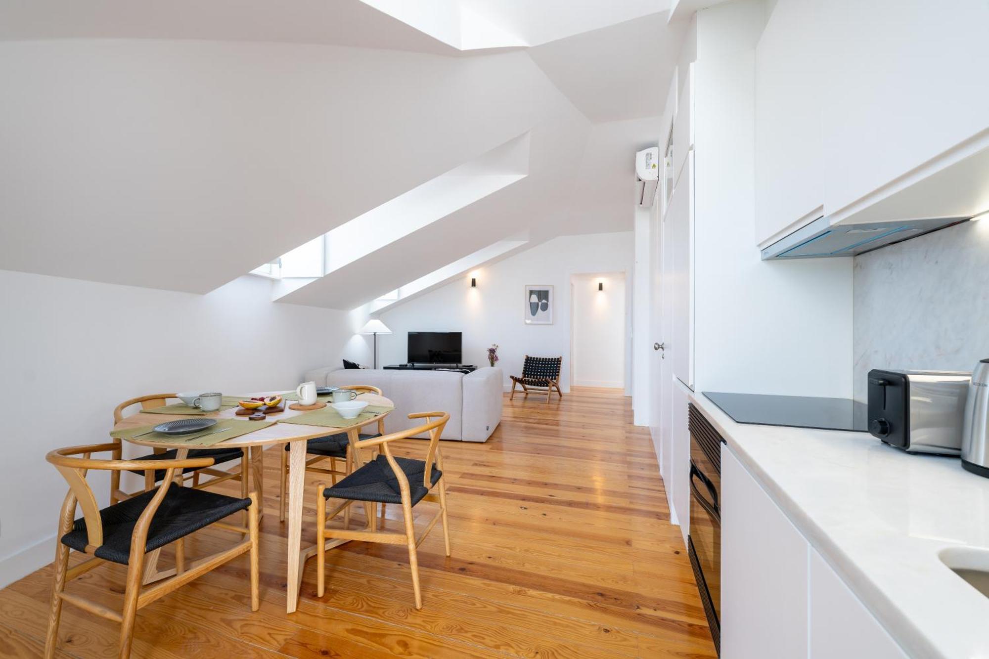 Sunny By Soulplaces Apartamento